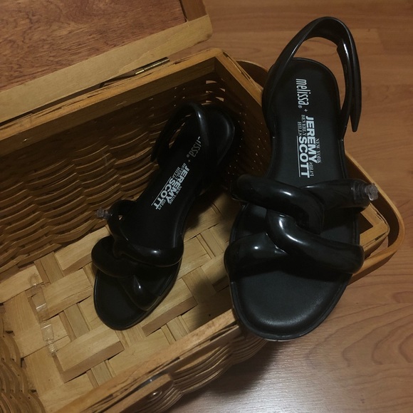 SOLD Melissa x Jeremy Scott tube sandals 38 - Picture 3 of 3
